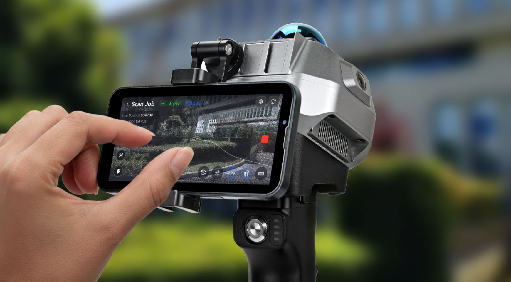 Supporto per smartphone con visualizzazione in tempo reale