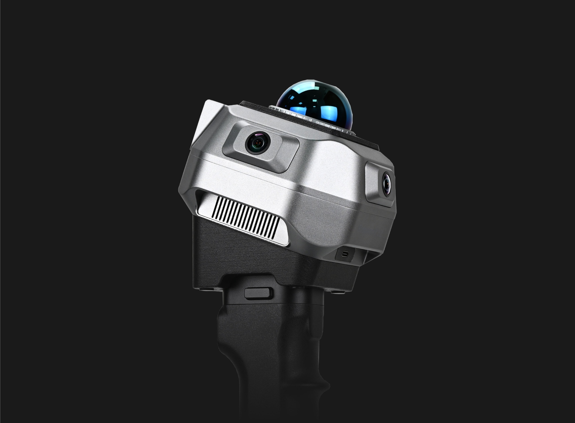 Tripla fotocamera per colori vividi